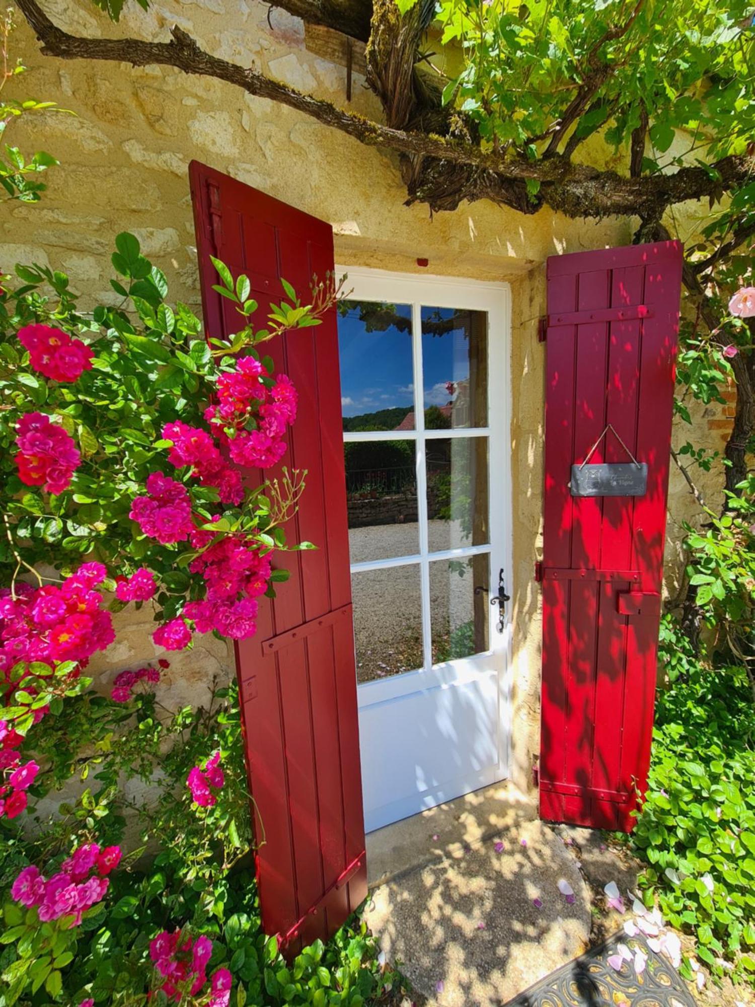 La Ferme De L'Embellie Gites Et Chambres D'Hotes Le Buisson-de-Cadouin Kültér fotó